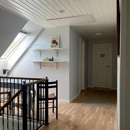 Kirsebaerkroen - The Between Guest house