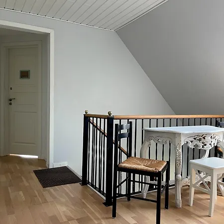 Kirsebaerkroen - The Between Vendégház Præstø