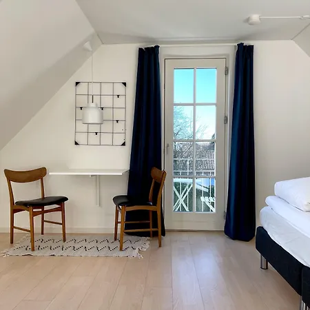 Πανσιόν Kirsebaerkroen - The Between 3*