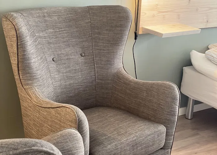 Kirsebaerkroen - The Between Gasthof Præstø